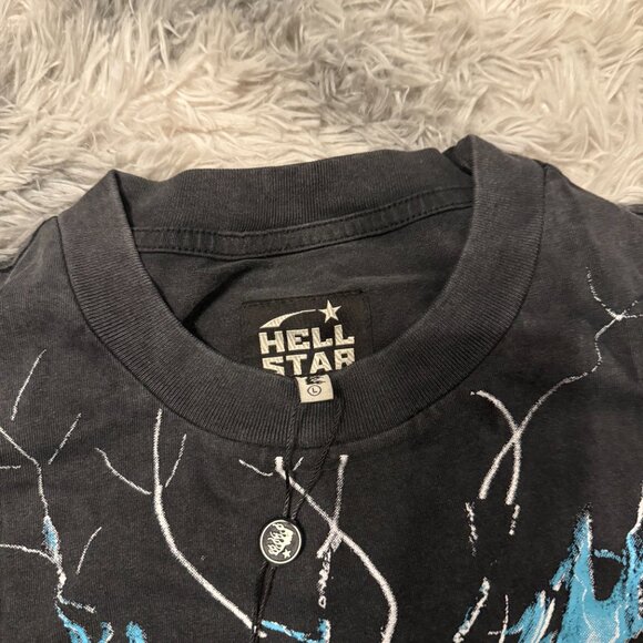 Hellstar Electro Kid Black T-Shirt Men’s Size Medium or Large - Picture 2 of 3